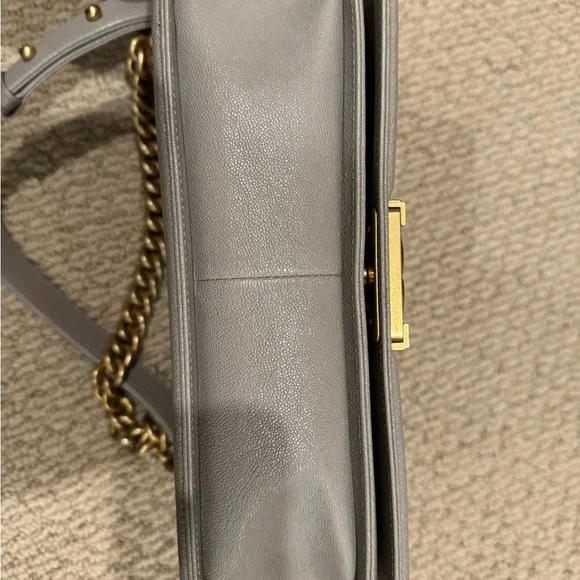 Chanel le boy - Picture 6 of 13